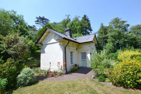 2-bed house on Quarry Lodge, Walwyn Road, Upper Colwall, Malvern, £875/mo