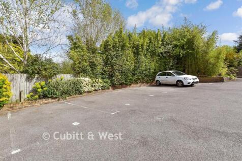 Driveway/Parking