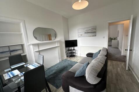 Flat D, Gillies Street, Troon, South Ayrshire photo 3