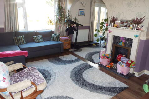 FRYERNS   BASILDON photo 3