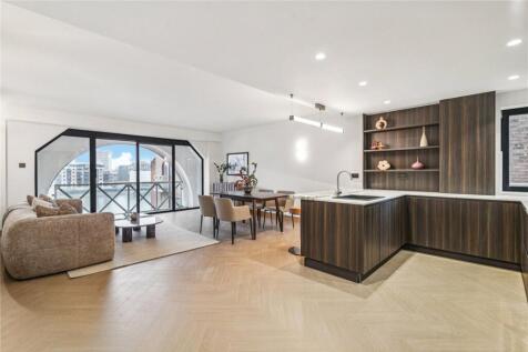 Kitchen/Reception