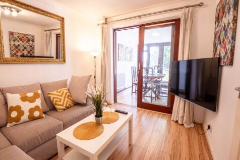 3brockenhurst_studen