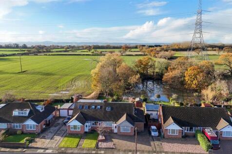 Wirral, CH63 - property photo