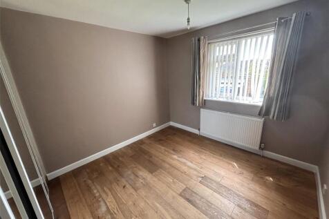 Flat E 138 Alwoodley Lane, Leeds, LS17 photo 4