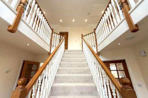 Entrance Hall.JPG