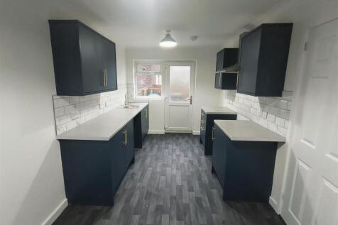 kitchen 2.jpg