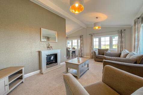 Plot 3 Green Crize - Living room (2)