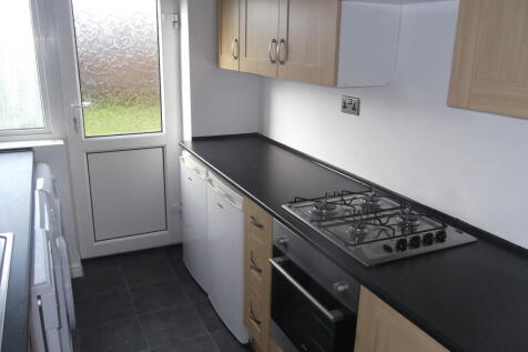 Puxton Drive, Kidderminster, Worcestershire photo 3