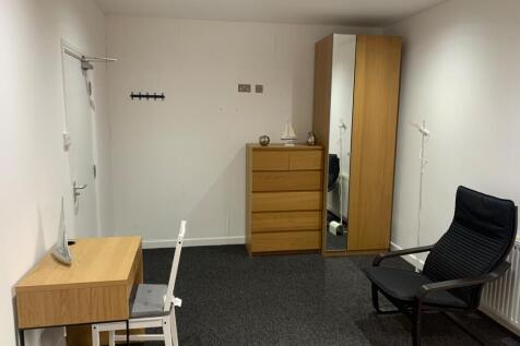 room 6 - 128 bmth