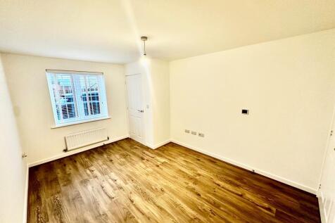 Hollywood Lane, Castle Donnington, DE74 photo 5
