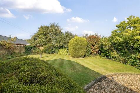 Clare Barn,Yardley Gobion