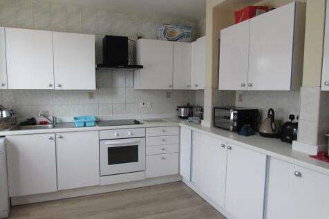 Albert Road, Poole, Dorset, BH12 2BX photo 3
