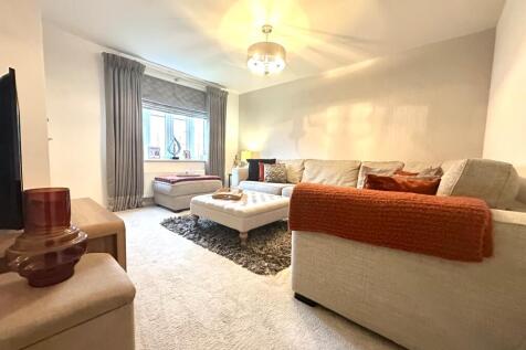Plough Drive, Stratford-upon-Avon, CV37 9GD photo 4
