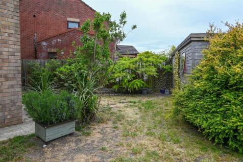 Side Garden.jpg