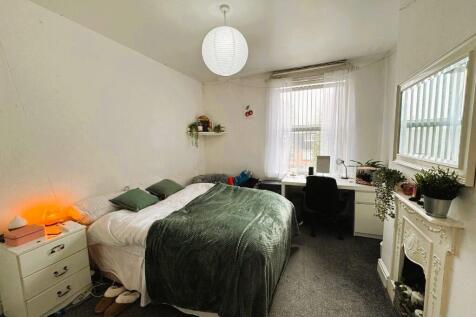 Harlaxton Drive, Lenton, NG7 photo 5