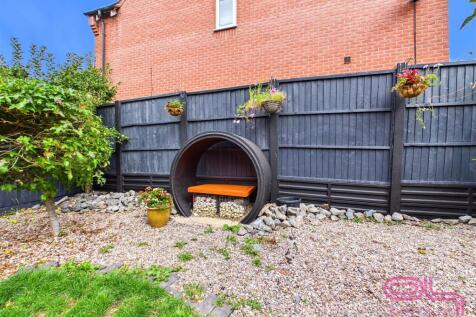 Moray Close, Church Gresley (27).jpg