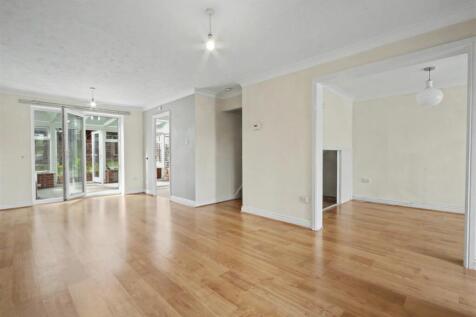 Springwood, Taverham, Norwich photo 4