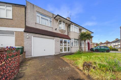 Presented by Clinton at EweMove Bexleyheath and Da