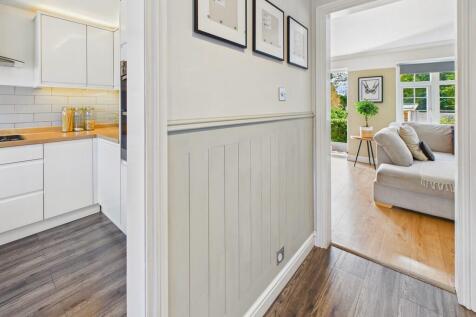 CAM05068G0-PR0059...