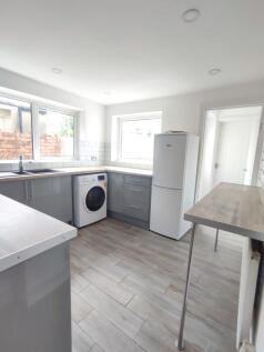 Llanishen Street, Gabalfa, Cardiff photo 4