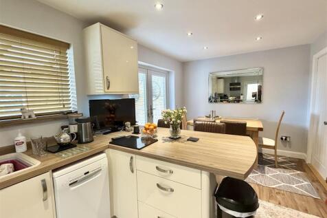 55 Westbury-7.jpg