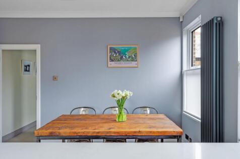 07-9464JHPropWorld - 144 Perry Road - 19-medium.jp