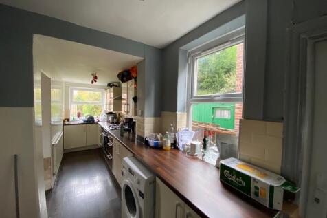 £129pppw, School Grove, Withington, M20 4RT photo 3
