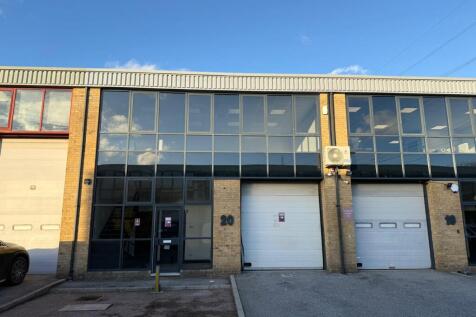 Unit 20 Windsor 1