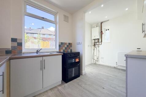 Pollard Crescent, S5 photo 3