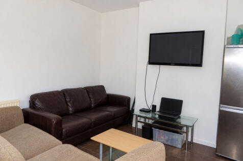 Harlaxton Drive, Nottingham photo 2