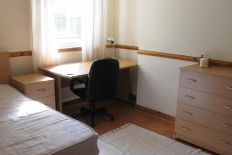 Vivian Rd Front Bedr