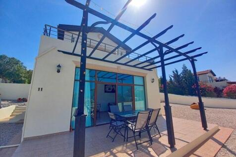 2 bedroom villa with beautiful sea views + furnished + 2 communal swimming pools + walking distance to the beach  + Title deed in the owner?s name VAT paid Image 9999 2