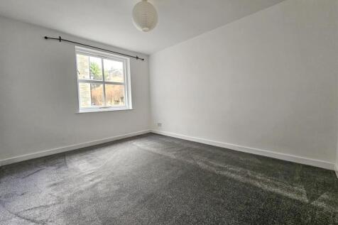 1 bed apartment, Silsden
