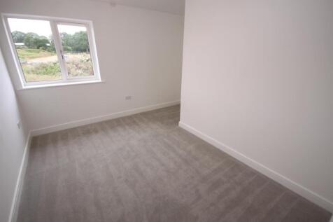 Nuthatch Road, Whiteley photo 5