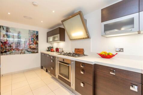 5, Tilekiln Close, Waltham Cross, Herts, EN7 5RE-1