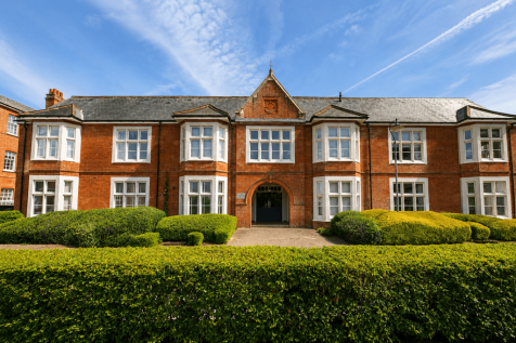 Grace Bartlett Gardens, Chelmsford, Essex, CM2 9F