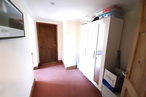 Principle Bedroom Dressing Room