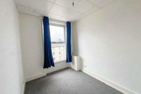 Marine Road, Pensarn, LL22 photo 4