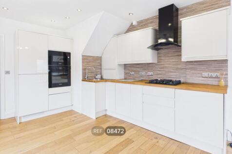 Kitchen/Living area