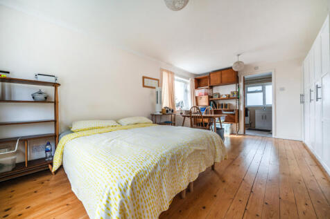 1353936-10-68cbff...