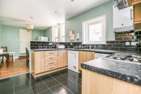 7-bed terraced on (£165pppw) Devonshire Place, Jesmond, Newcastle Upon Tyne, NE2, £5,005/mo
