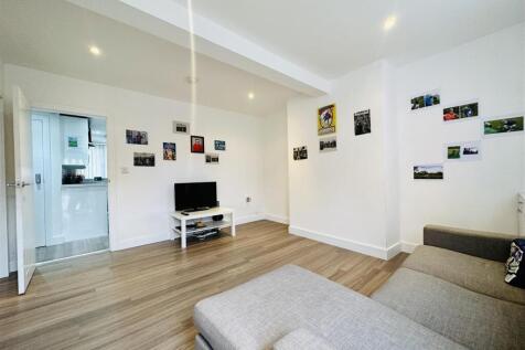 LOUNGE ( GROUND FLOOR )