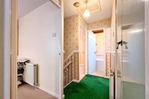 24 Darent Avenue (20 of 20).jpg