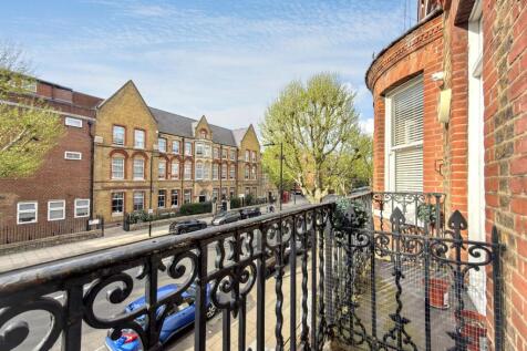 First Floor Flat 160 Elgin Avenue, London W9 2NT