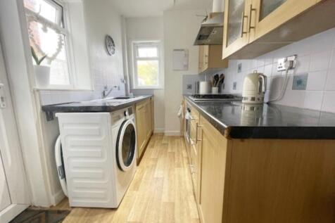 Avenue Road, Gosport photo 4