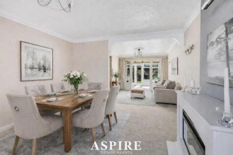 Dining Room.jpg