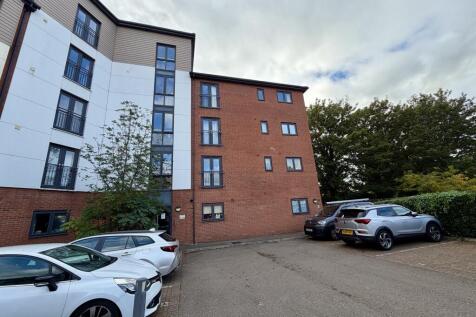 2 bed flat/apartment for rent in Railway View, KETTERING
