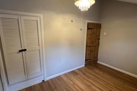 WhatsApp Image 2025-11-10 at 15.36.28 (12).jpeg