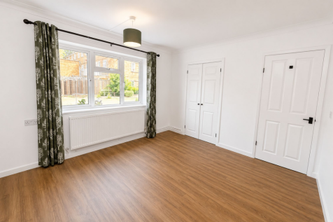 Paston Ridings, Peterborough, PE4 photo 4