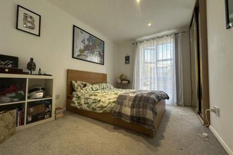 Cheltenham Court, Dexter Close, St Albans, AL1 photo 4